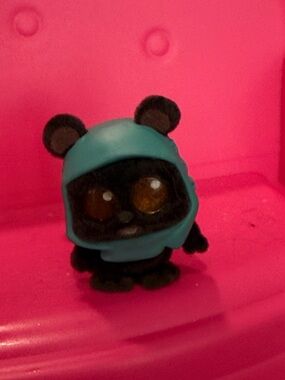 Stars Wars DoorableFigure with Teal Hood